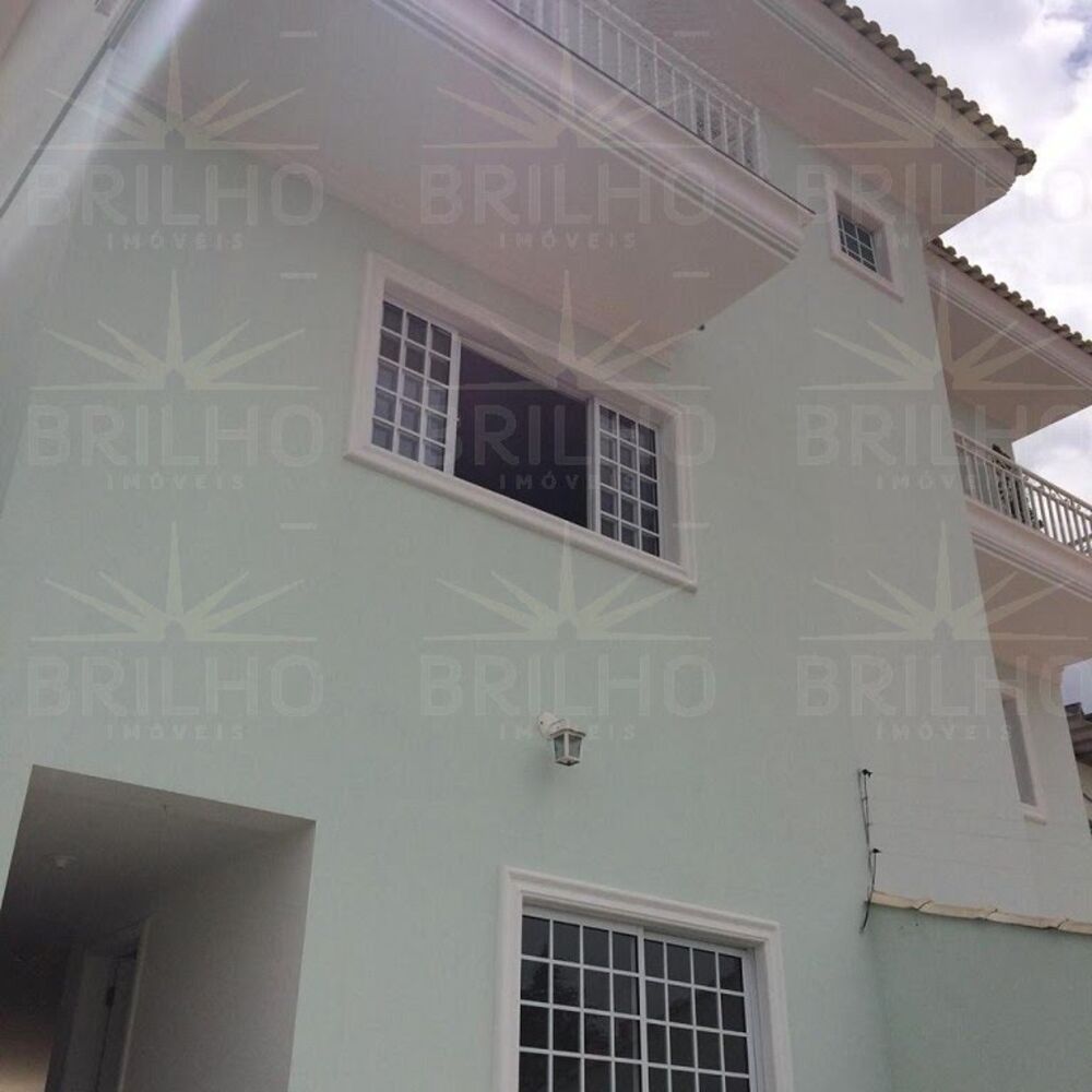 Casa, 3 quartos, 222 m² - Foto 2