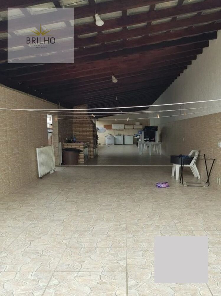 Casa à venda com 3 quartos, 350m² - Foto 15