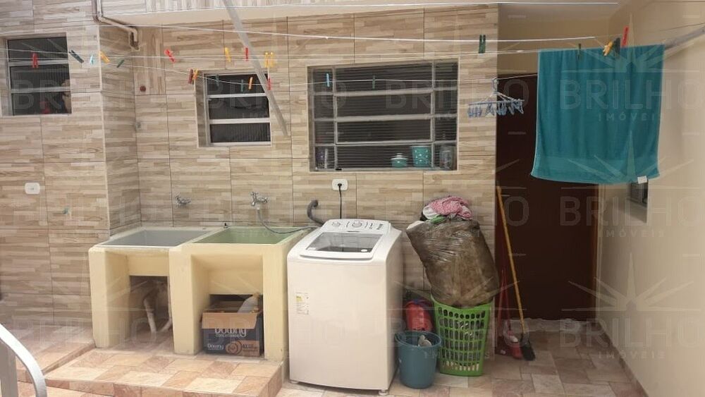 Casa para alugar com 2 quartos, 125m² - Foto 6