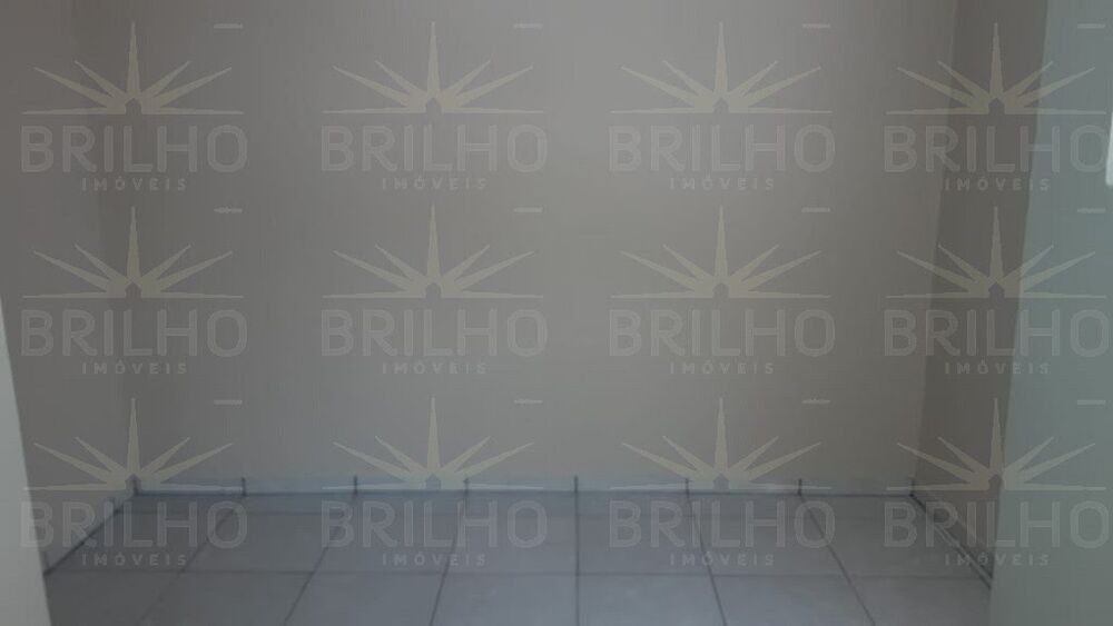 Casa para alugar com 2 quartos, 125m² - Foto 1