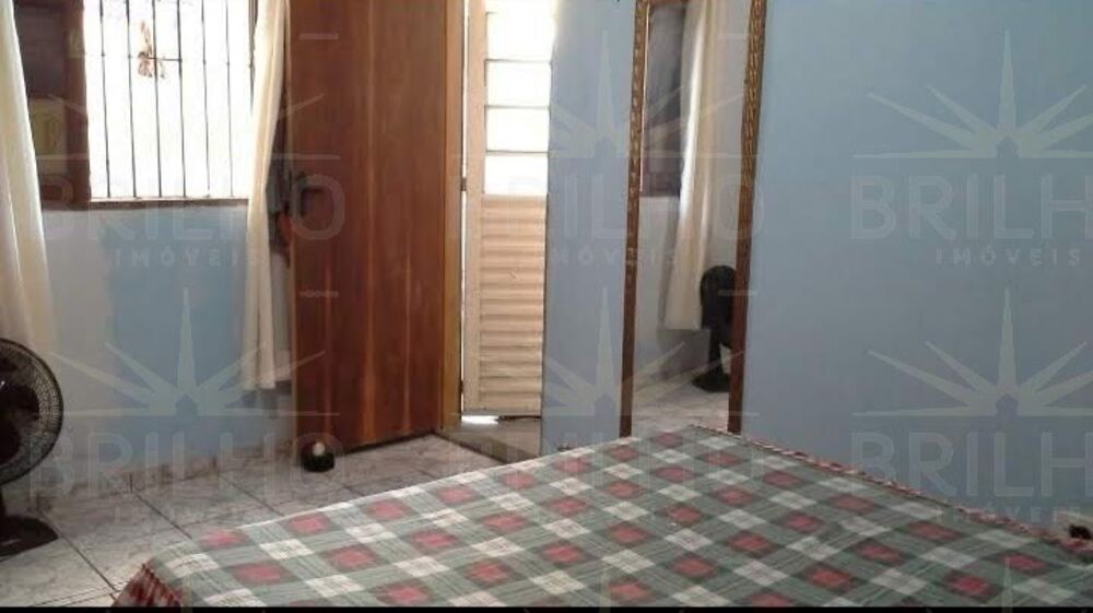 Casa à venda com 3 quartos, 212m² - Foto 12