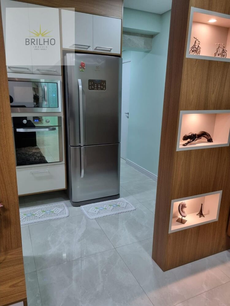 Apartamento à venda com 3 quartos, 96m² - Foto 1