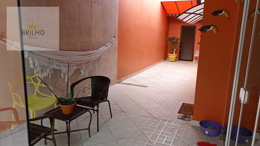 Casa, 4 quartos, 264 m² - Foto 4