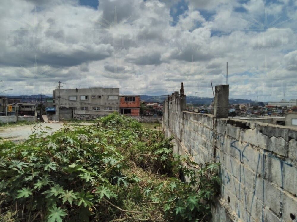 Terreno à venda, 1500m² - Foto 1