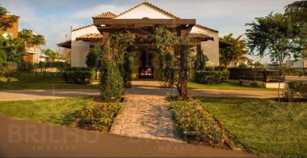 Terreno à venda, 1400m² - Foto 1