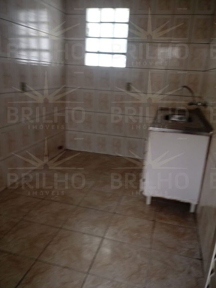 Casa para alugar com 1 quarto, 40m² - Foto 7