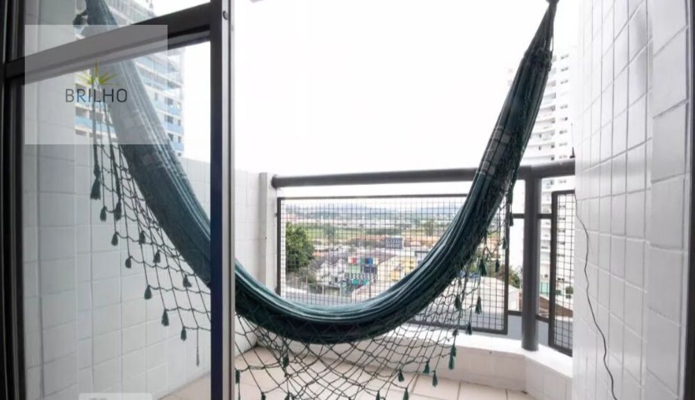 Apartamento à venda com 2 quartos, 72m² - Foto 1