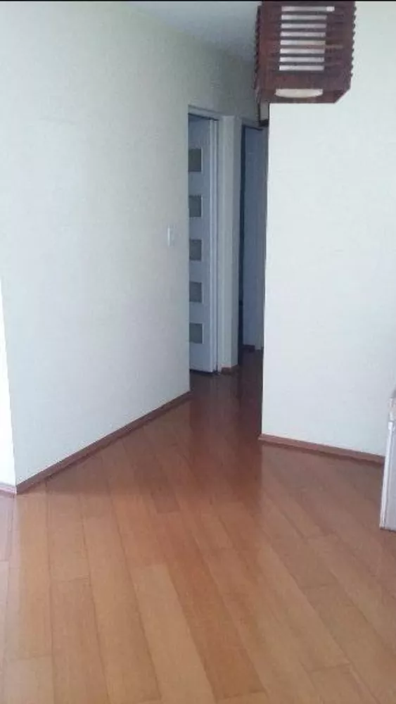 Apartamento para alugar com 3 quartos, 67m² - Foto 2