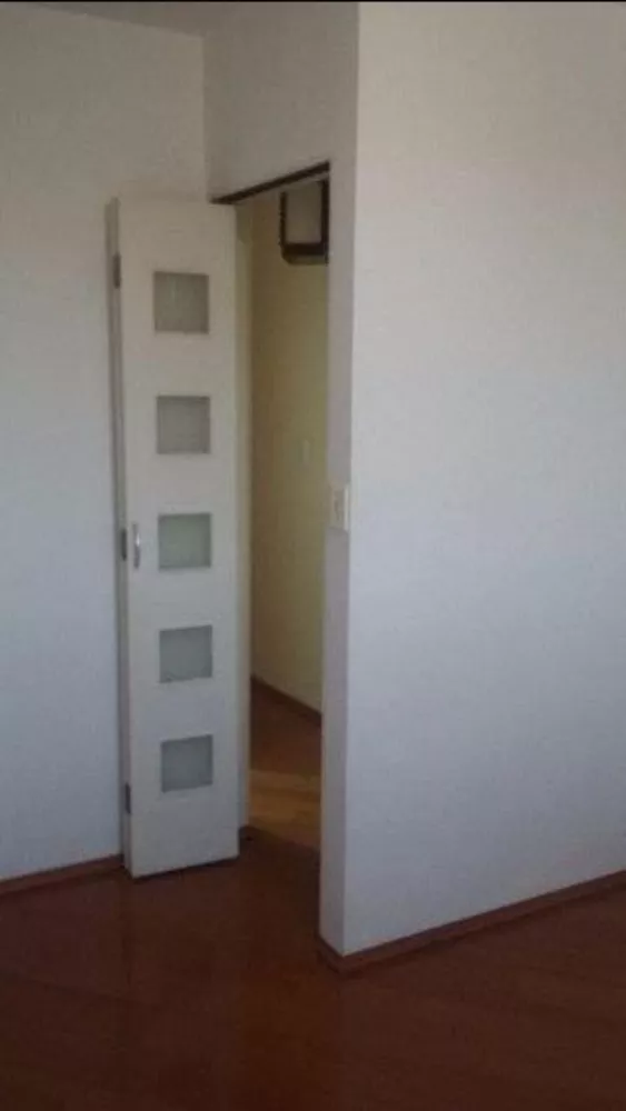 Apartamento para alugar com 3 quartos, 67m² - Foto 4