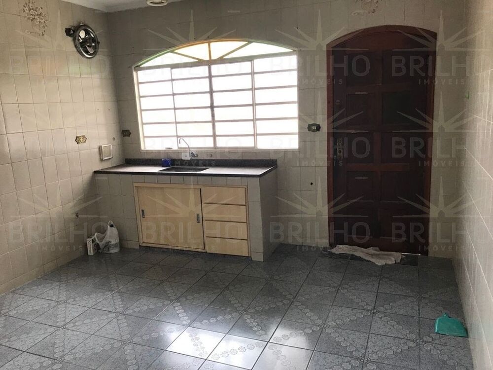Casa à venda com 3 quartos, 125m² - Foto 3