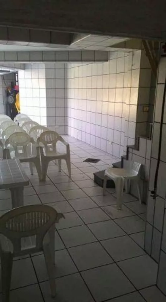 Casa, 3 quartos, 300 m² - Foto 3