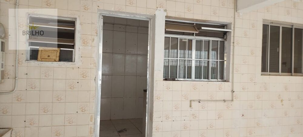 Casa para alugar com 1 quarto, 30m² - Foto 11