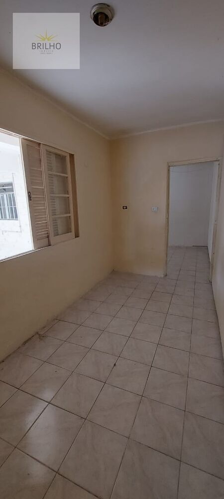 Casa para alugar com 1 quarto, 30m² - Foto 1
