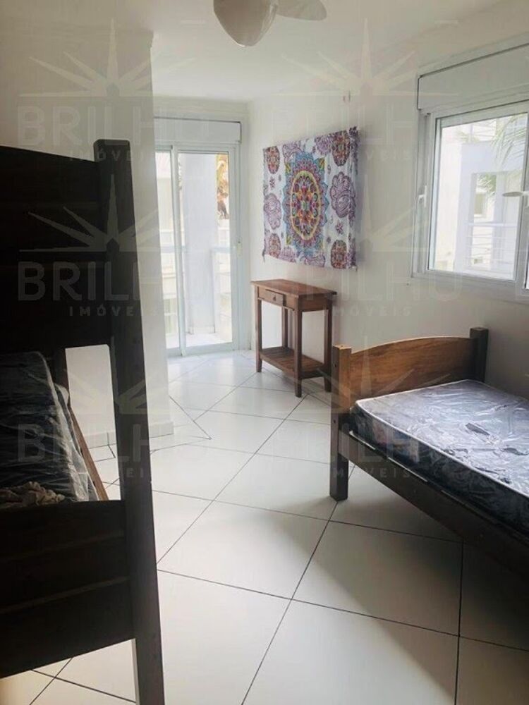 Casa de Condomínio à venda com 4 quartos, 200m² - Foto 23