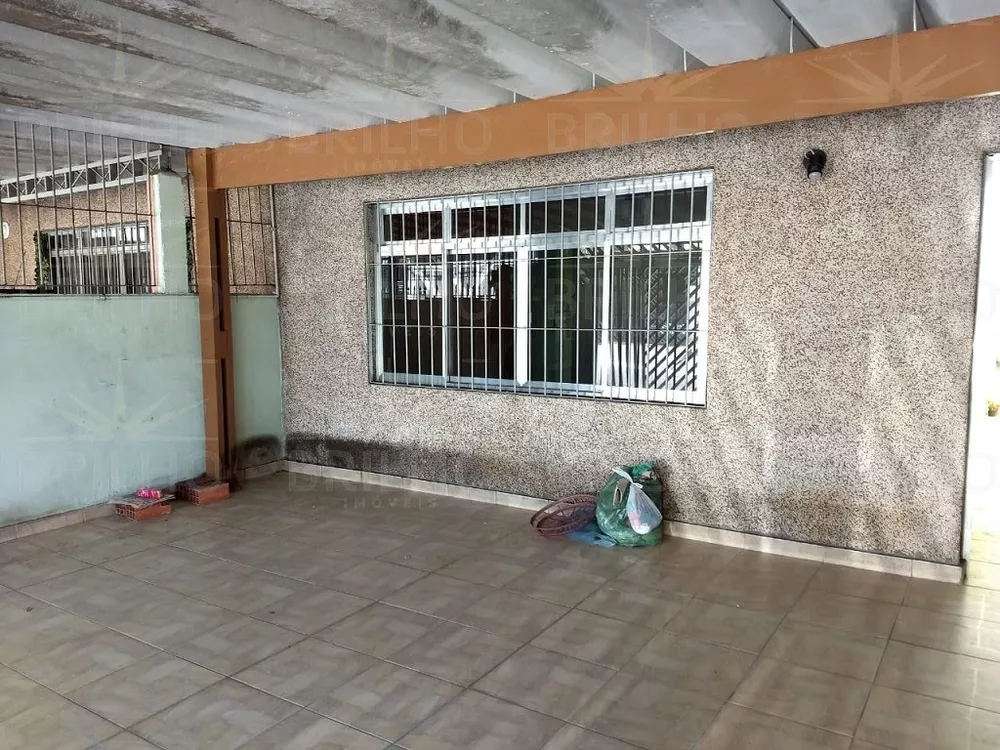 Casa para alugar com 2 quartos, 150m² - Foto 1