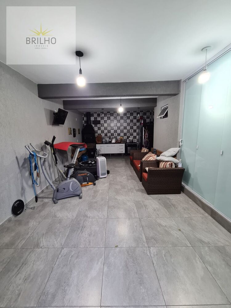 Sobrado, 4 quartos, 250 m² - Foto 2