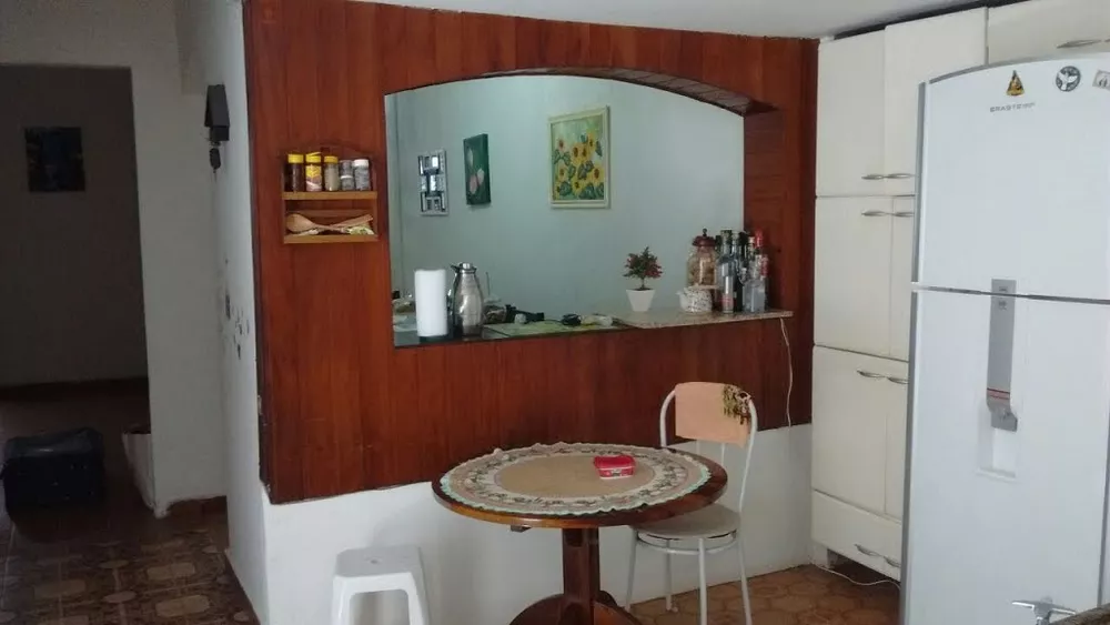 Casa à venda com 4 quartos, 190m² - Foto 3