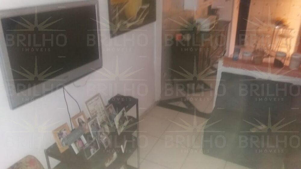 Casa, 2 quartos, 225 m² - Foto 1