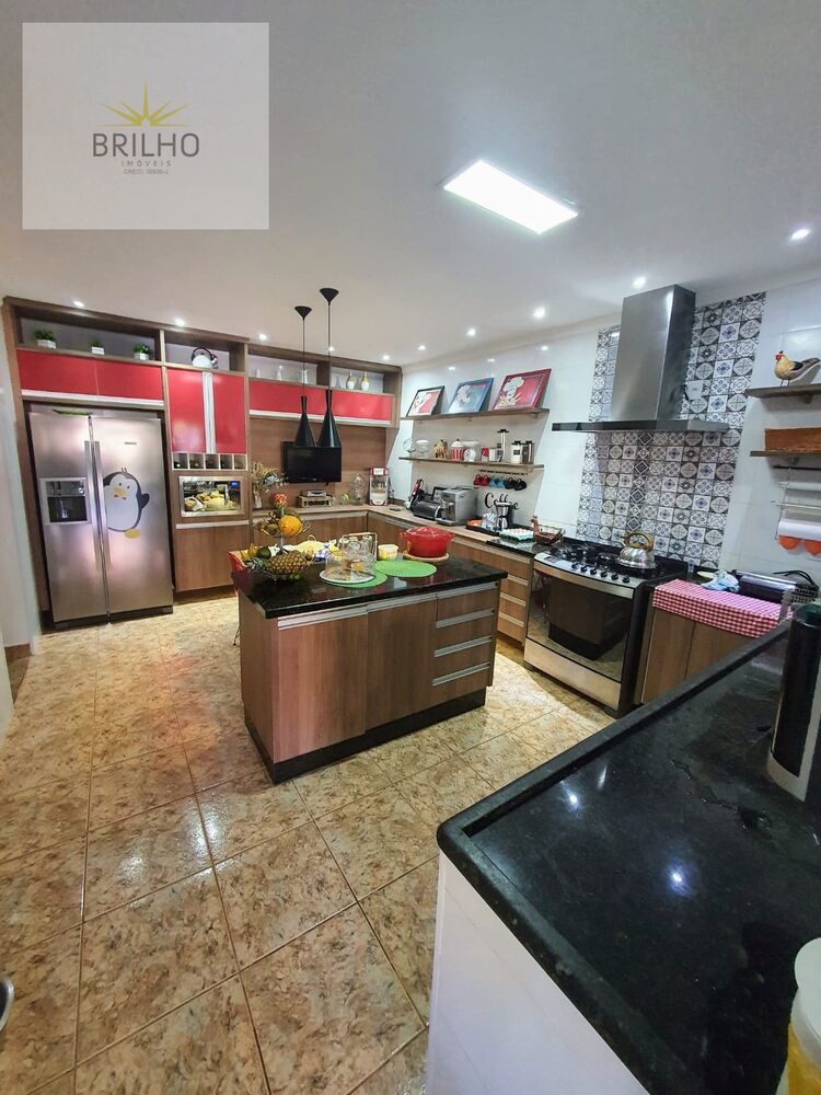 Chácara à venda com 5 quartos, 750m² - Foto 7