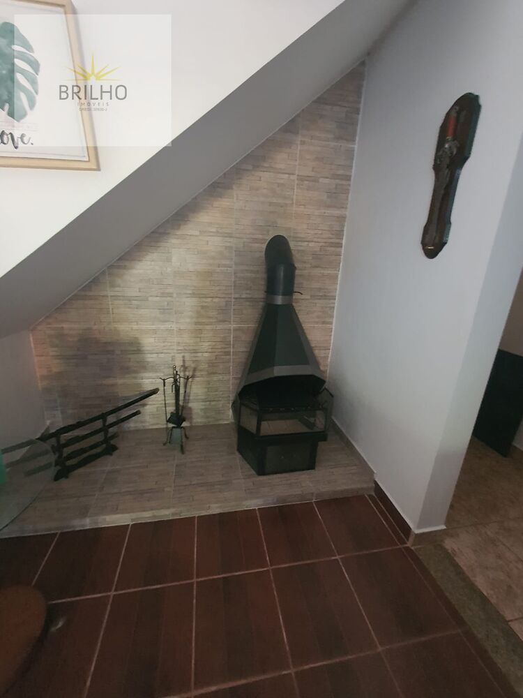 Chácara à venda com 5 quartos, 750m² - Foto 3