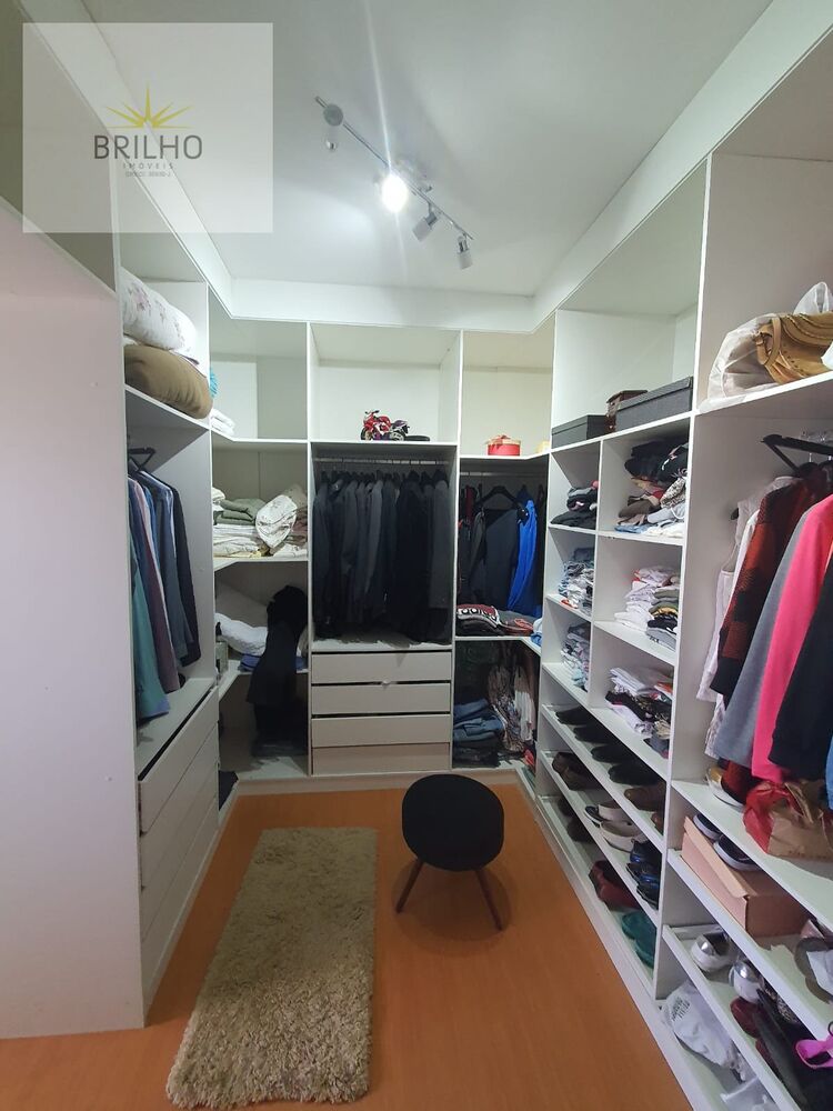 Chácara à venda com 5 quartos, 750m² - Foto 17