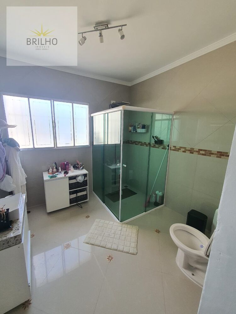 Chácara à venda com 5 quartos, 750m² - Foto 9