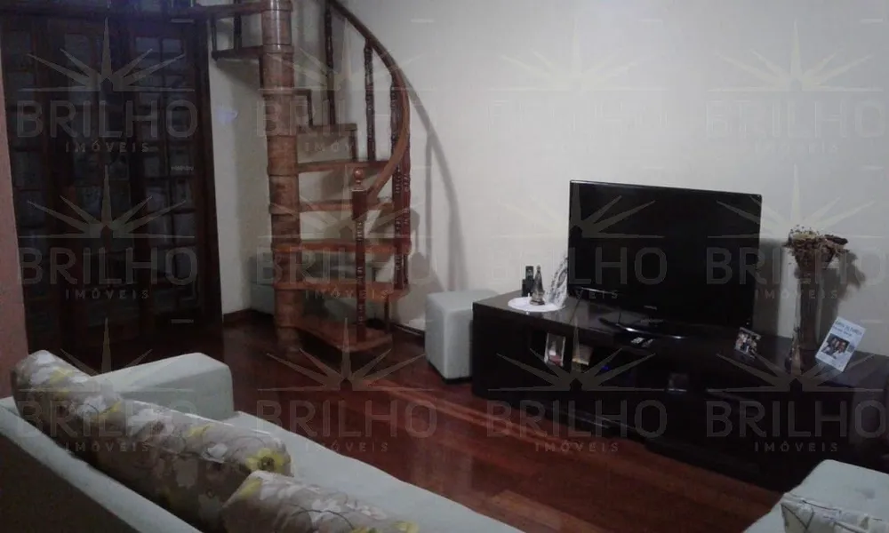 Sobrado, 5 quartos, 200 m² - Foto 1