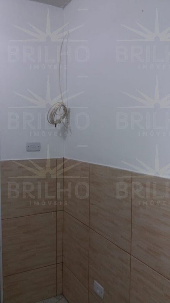 Casa para alugar com 1 quarto, 125m² - Foto 3