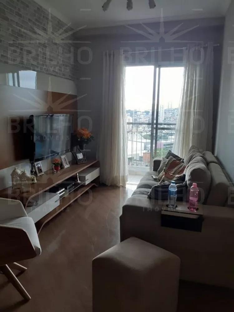 Apartamento à venda com 2 quartos, 60m² - Foto 2