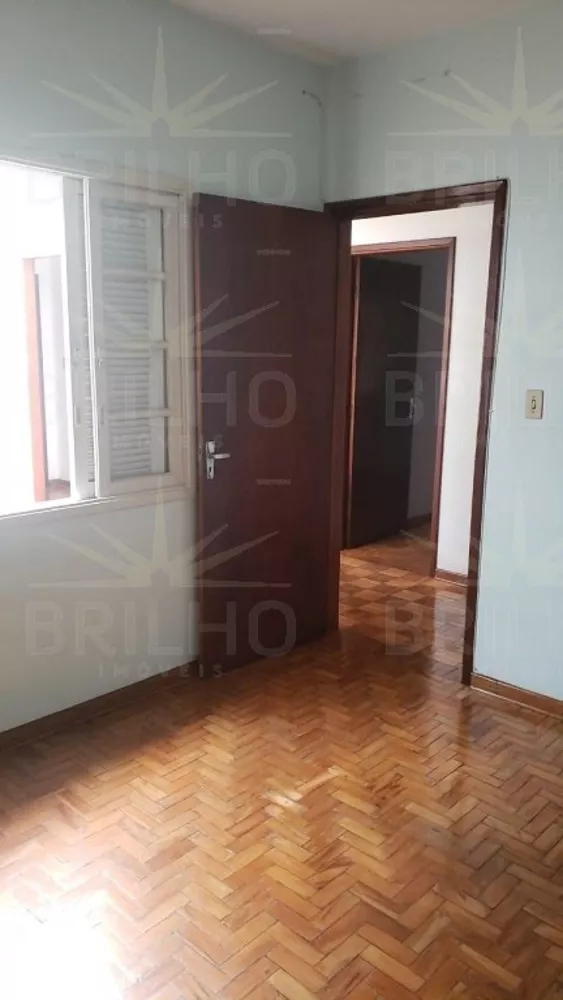 Casa para alugar com 3 quartos, 125m² - Foto 2