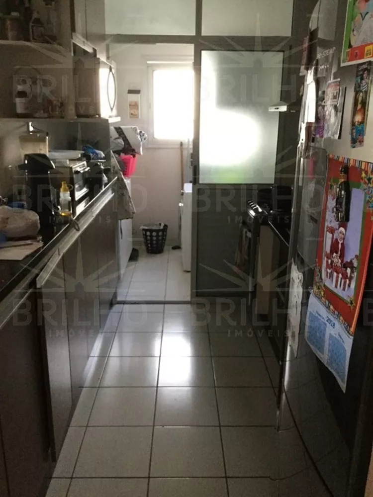 Apartamento para alugar com 3 quartos, 80m² - Foto 6