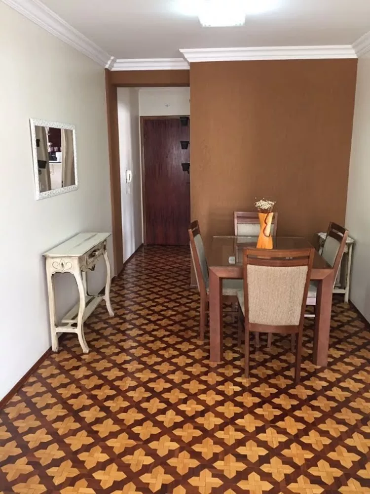 Apartamento à venda com 2 quartos, 65m² - Foto 3