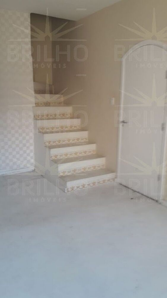 Sobrado para alugar com 2 quartos, 125m² - Foto 2