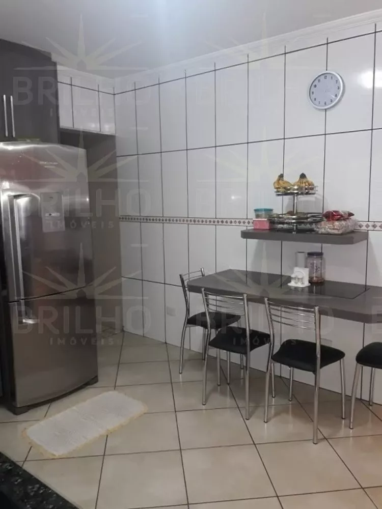 Sobrado à venda com 4 quartos, 125m² - Foto 11