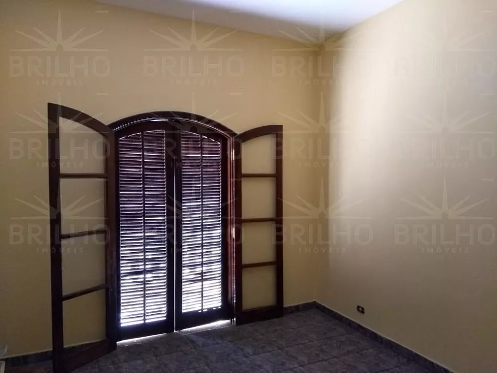 Casa para alugar com 2 quartos, 125m² - Foto 10