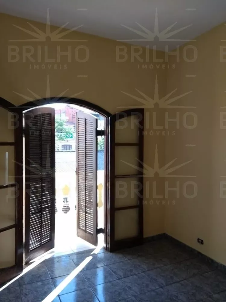 Casa para alugar com 2 quartos, 125m² - Foto 6