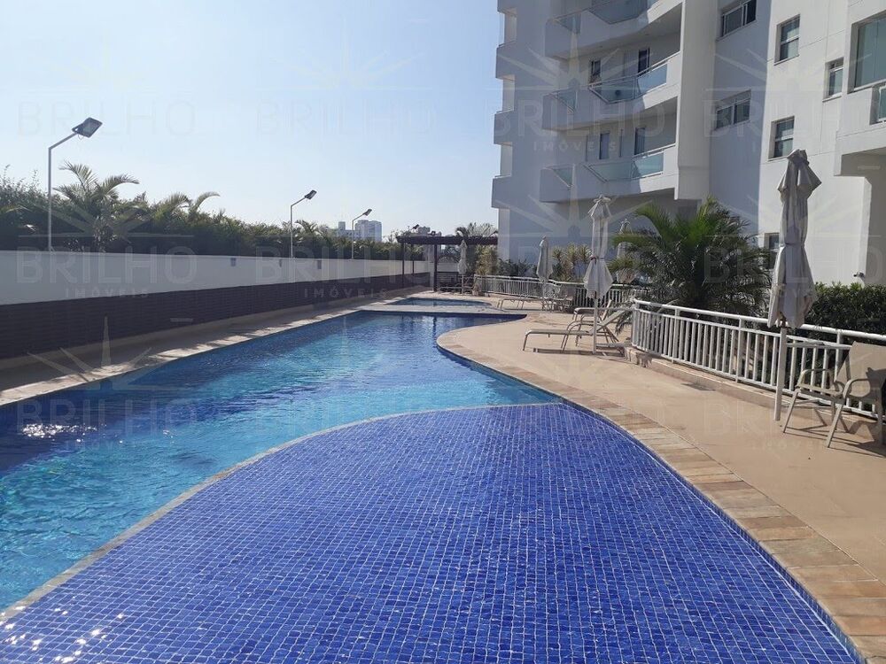 Apartamento à venda com 3 quartos, 105m² - Foto 1
