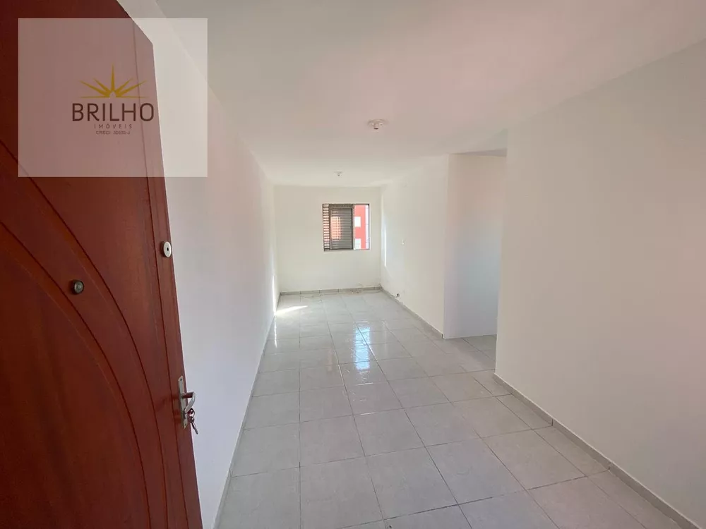 Apartamento à venda com 2 quartos, 56m² - Foto 4