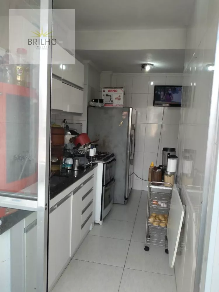 Apartamento à venda com 2 quartos, 57m² - Foto 3