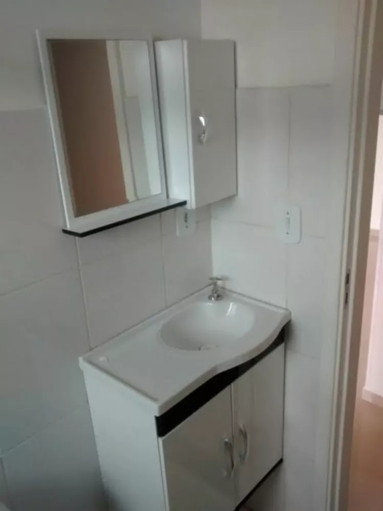 Apartamento à venda e aluguel com 2 quartos, 50m² - Foto 2