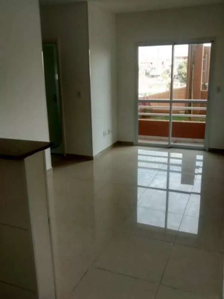 Apartamento à venda e aluguel com 2 quartos, 50m² - Foto 4