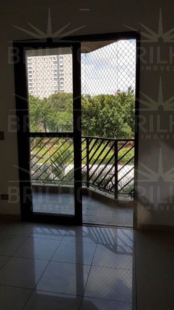 Apartamento para alugar com 2 quartos, 58m² - Foto 4