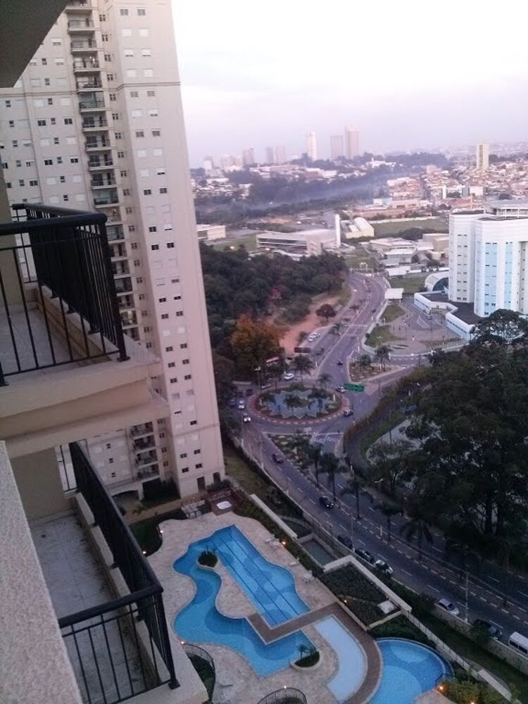 Apartamento à venda com 3 quartos, 72m² - Foto 2