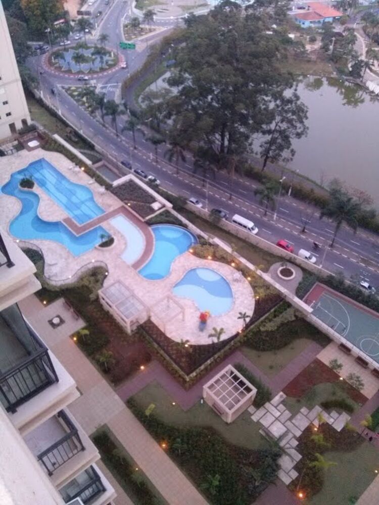 Apartamento à venda com 3 quartos, 72m² - Foto 1