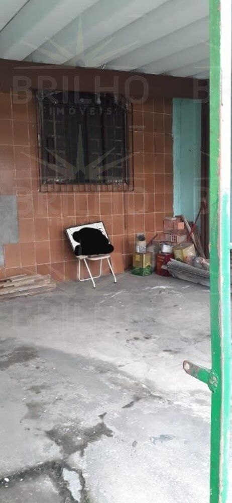 Casa à venda com 3 quartos, 120m² - Foto 2
