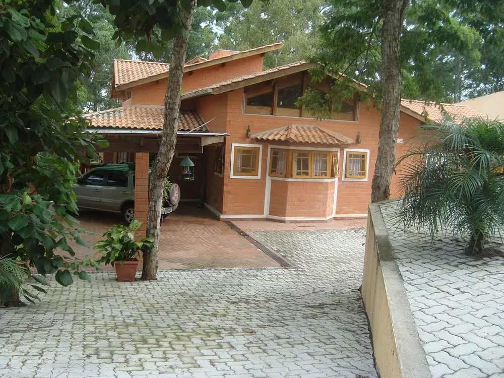 Casa de Condomínio à venda com 3 quartos, 370m² - Foto 2