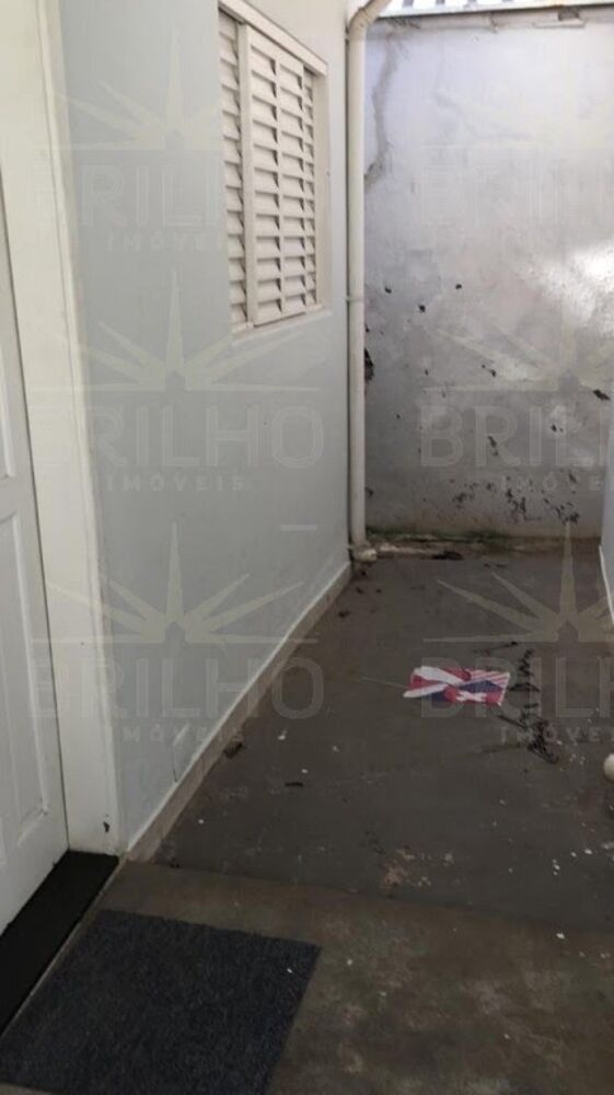 Prédio Inteiro para alugar, 225m² - Foto 2