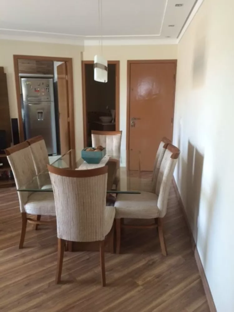 Apartamento à venda com 3 quartos, 104m² - Foto 2