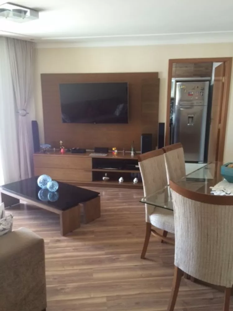 Apartamento à venda com 3 quartos, 104m² - Foto 1