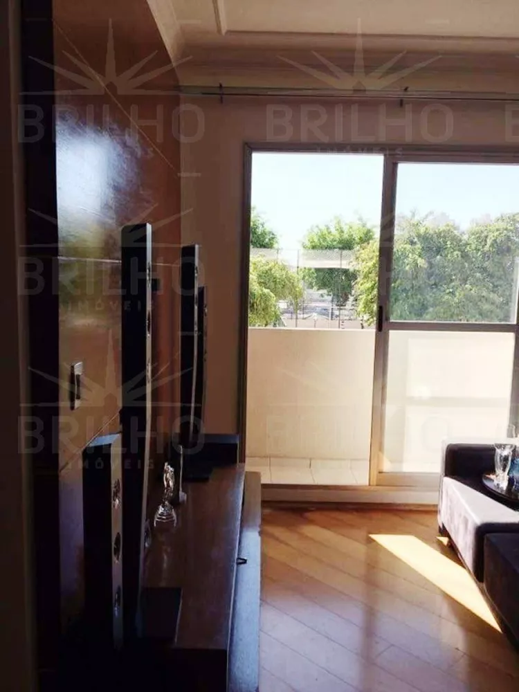 Apartamento à venda e aluguel com 2 quartos, 50m² - Foto 1